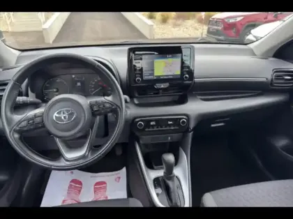 Photo 11 Toyota Yaris   Hybride DynamicBusPack MY22 NG 116h