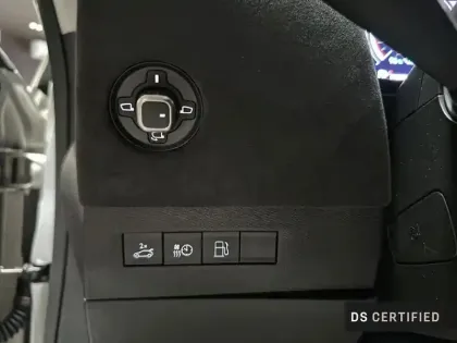 Photo 14 DS DS 4 N°4 PLUG-IN HYBRID 240ch Etoile BVRD7