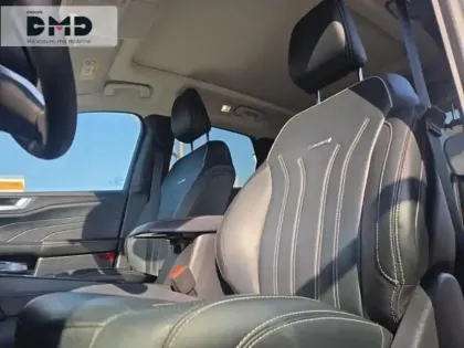 Photo 8 Ford Kuga  2.5 Duratec 190ch FHEV E85 Vignale BVA