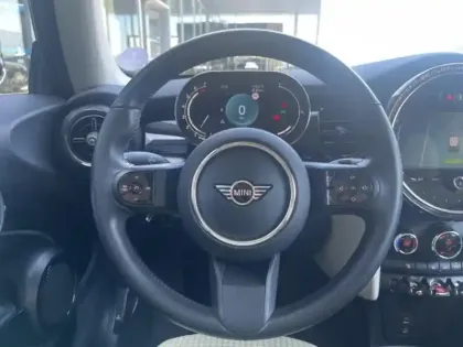 Photo 5 Mini Mini  Cooper 136ch  Edition Camden BVA7