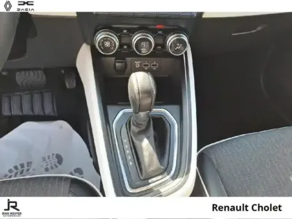 Photo 5 Renault Clio  1.6 E-Tech hybride 140ch Intens -21N
