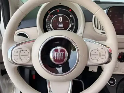 Photo 10 Fiat 500 C 1.0 70ch BSG S&S Dolcevita Special Edition