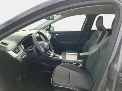 Photo 13 Renault Captur  1.6 E-Tech hybride 145ch Techno Fast Track