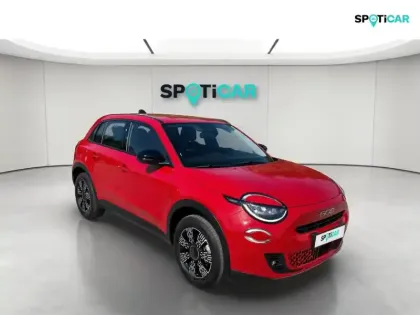 Photo 8 Fiat 600  1.2 Hybrid Turbo 110ch Pop eDCT6 Step 2