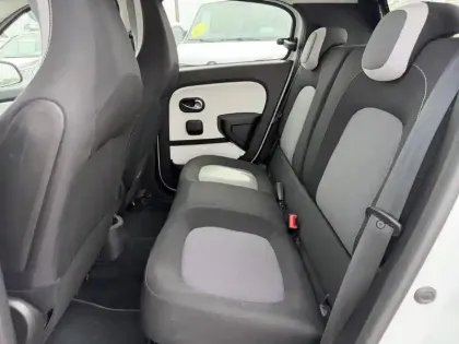 Photo 7 Renault Twingo  III E-Tech