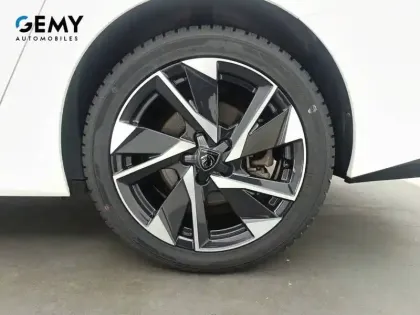 Photo 35 Peugeot 308  SW PHEV 180 e-EAT8