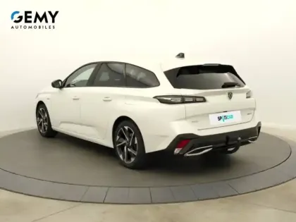 Photo 31 Peugeot 308  SW PHEV 180 e-EAT8