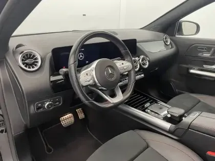 Photo 30 Mercedes GLA  200 d 8G-DCT