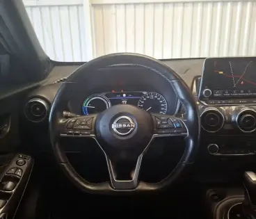 Photo 27 Nissan Juke  HYBRID 143