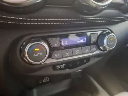 Photo 45 Nissan Juke  HYBRID 143