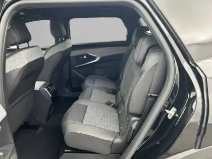 Photo 11 Peugeot 5008  Hybrid 145 ch e-DCS6