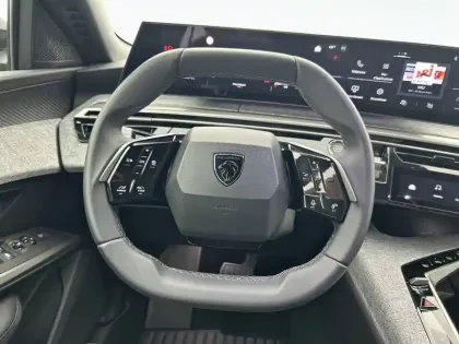 Photo 8 Peugeot 5008  Hybrid 145 ch e-DCS6