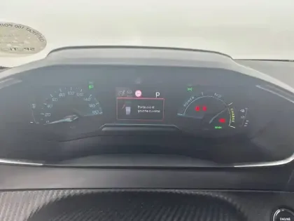 Photo 9 Peugeot 208  Electrique 50 kWh 136ch