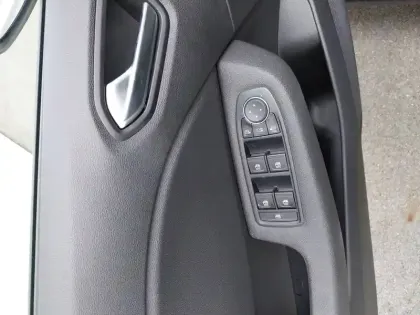 Photo 10 Renault Clio  E-Tech full hybrid 145