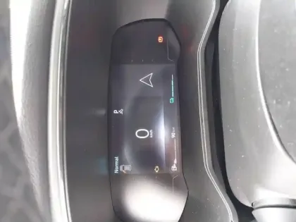 Photo 16 Renault Clio  E-Tech full hybrid 145