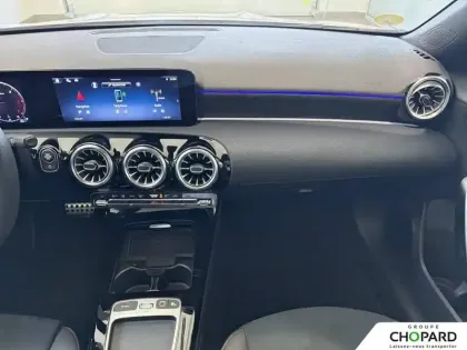 Photo 13 Mercedes Classe A  200 d