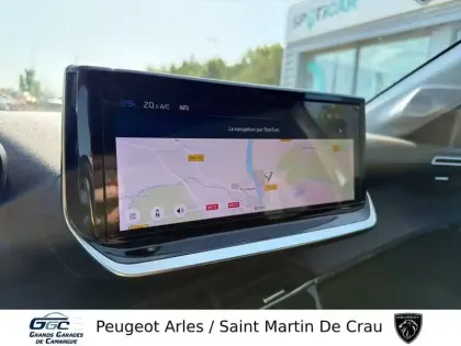 Photo 18 Peugeot 208  Hybrid 110 ch e-DCS6