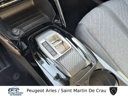 Photo 13 Peugeot 208  Hybrid 110 ch e-DCS6