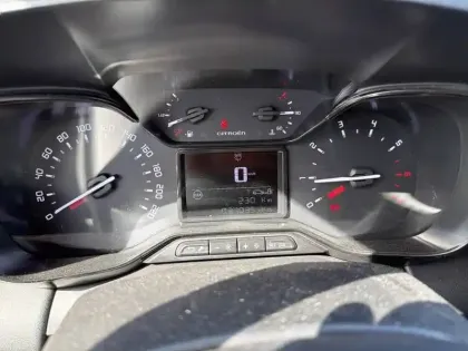 Photo 9 Citroën C3 Aircross  PureTech 110 S&S BVM6