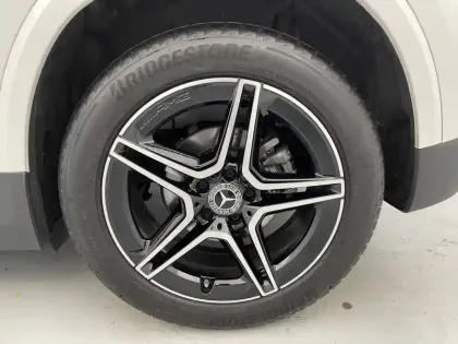 Photo 16 Mercedes GLA  180 d 8G-DCT