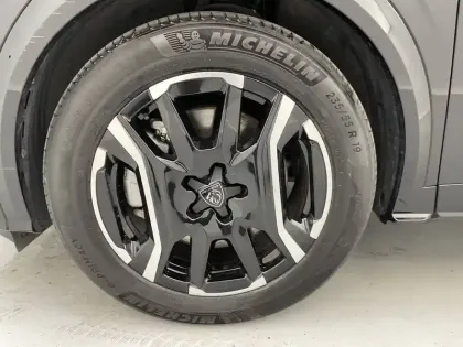Photo 16 Peugeot 3008  Electrique 210 ch 73 kWh