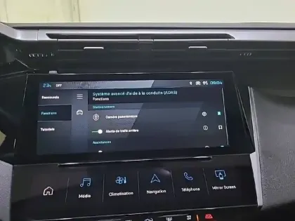 Photo 40 Peugeot 308  Hybrid 145 e-DCS6