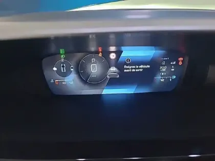 Photo 29 Peugeot 308  Hybrid 145 e-DCS6