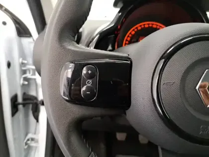 Photo 30 Renault Twingo  III SCe 65