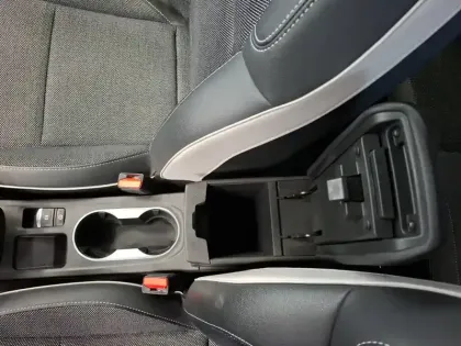 Photo 21 Renault Captur  TCe 100