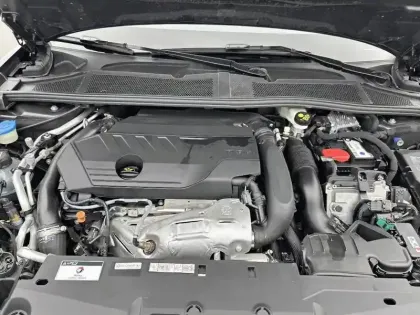 Photo 25 Peugeot 408  PHEV 225 e-EAT8