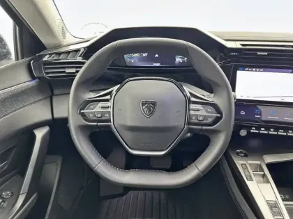 Photo 8 Peugeot 408  PHEV 225 e-EAT8