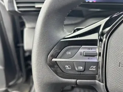Photo 17 Peugeot 408  PHEV 225 e-EAT8