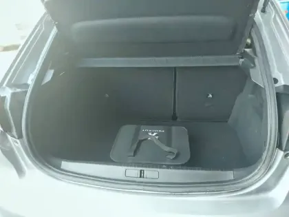 Photo 5 Peugeot 208  Electrique 50 kWh 136ch