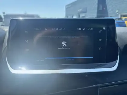 Photo 16 Peugeot 2008  BlueHDi 130 S&S EAT8