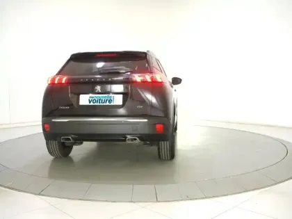 Photo 6 Peugeot 2008  PureTech 130 S&S EAT8