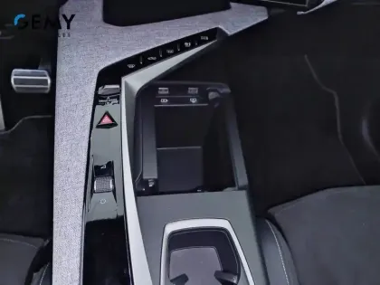 Photo 13 Peugeot 3008  Plug-in Hybrid 195 e-DCS7