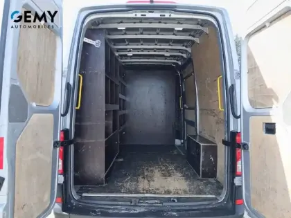 Photo 5 Volkswagen Crafter  VAN 35 L3H3 2.0 TDI 140 CH