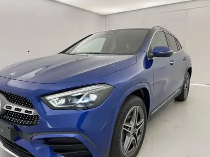 Photo 32 Mercedes GLA  250 e 8G-DCT