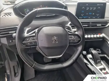 Photo 16 Peugeot 5008  PureTech 130ch S&S EAT8