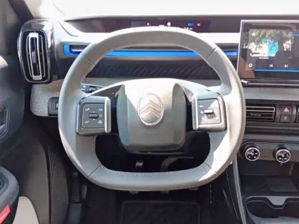 Photo 8 Citroën C3  Turbo 100 ch BVM6