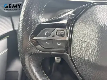 Photo 12 Peugeot 208  PureTech 100 S&S BVM6