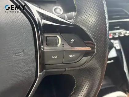 Photo 13 Peugeot 208  PureTech 100 S&S BVM6