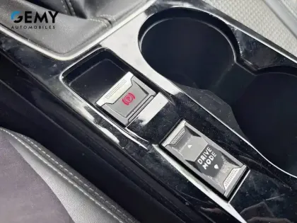 Photo 15 Peugeot 208  PureTech 100 S&S BVM6