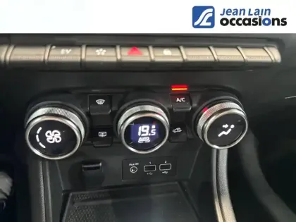 Photo 13 Renault Captur  E-Tech 145 - 21