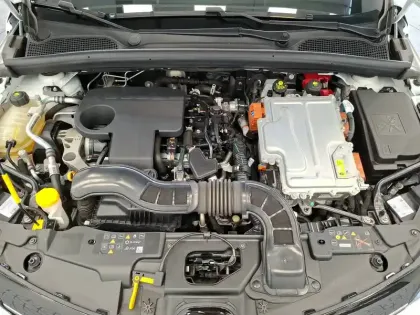Photo 16 Renault Clio  E-Tech 140 - 21N