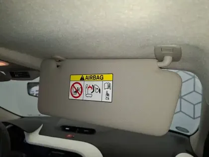 Photo 34 Renault Twingo  III E-Tech