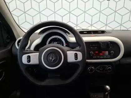 Photo 26 Renault Twingo  III E-Tech