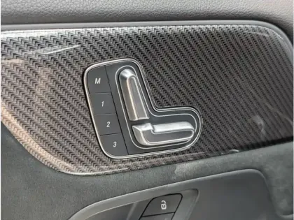 Photo 12 Mercedes GLA 250 e 