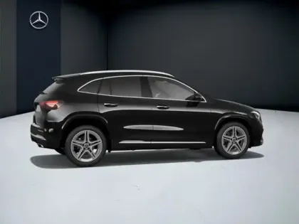 Photo 17 Mercedes GLA 180 d Edition 140