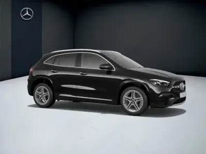 Photo 13 Mercedes GLA 180 d Edition 140